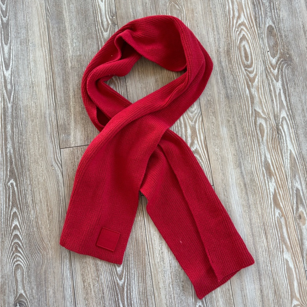 Calvin Klein red knit scarf
